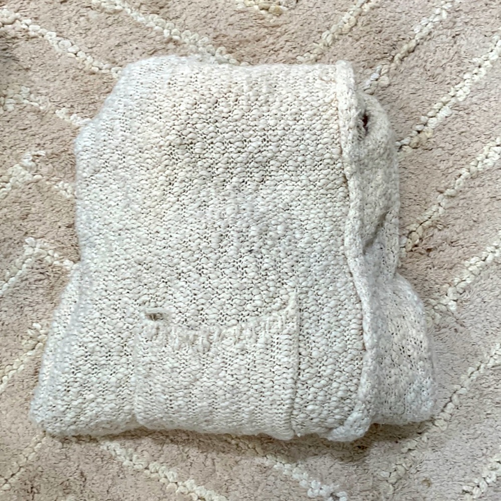 Cream cardigan, size s/m